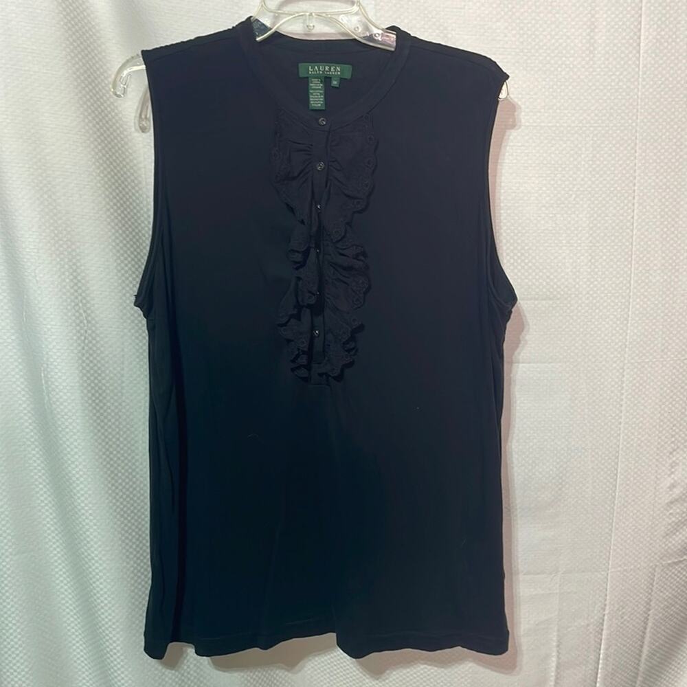 Ralph Lauren 2x sleeveless cotton ruffled front blouse made of t shirt Worn once